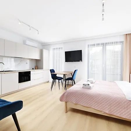 Pychowicka 3b By Homeprime Apartment *